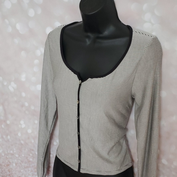 𝅺urban Romantics Striped Top - Picture 4 of 4